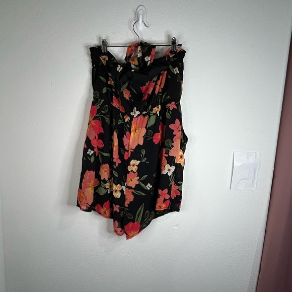 Floral Print Halter Romper - Large - Bright, Vibrant Summer Style - Picture 10 of 12